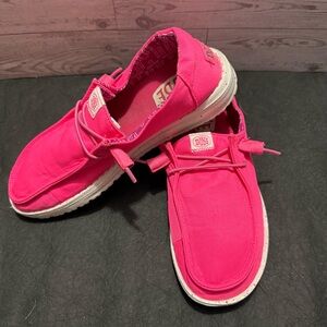 Hey Dude Women's Pink Slippers